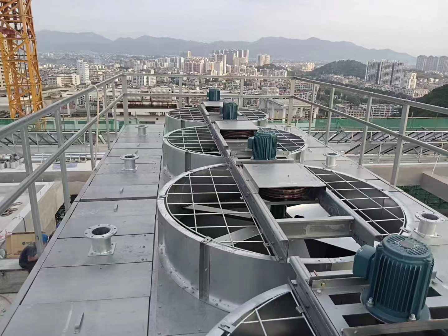 冷卻塔維修廠家談玻璃鋼冷卻塔減速機(jī)的主要部件與維護(hù),冷卻塔維修