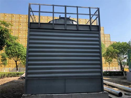 冷卻塔電動(dòng)機(jī)在運(yùn)行中的注意事項(xiàng)(冷卻塔三相專用電動(dòng)機(jī))